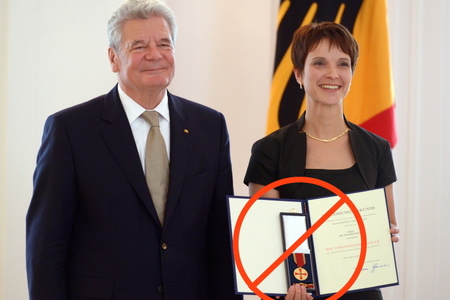 Entziehung des Bundesverdienstkreuzes bei Dr. Frauke Petry, MdL prüfen lassen